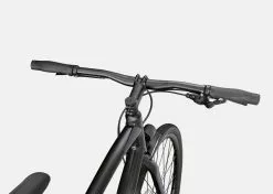 Cycli.fi Specialized Sirrus X 3.0 EQ -pyöräkauppa 92421 73 SIRRUS X 30 EQ NRBLK BLKREFL D2 BAR