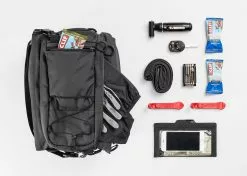 Cycli Bontrager MIK Utility Laukku Bontrager-tavaratelineisiin -pyöräkauppa BontragerMIKUtilityTrunkWithPanniers 22739 A Alt1