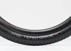 Cycli Bontrager XR2 Team Issue 29x2.35 TLR 5 Cycli Bontrager XR2 Team Issue 29x2.35 TLR -pyöräkauppa BontragerXR2TeamIssueTLRMTBTire 11866 F Alt2